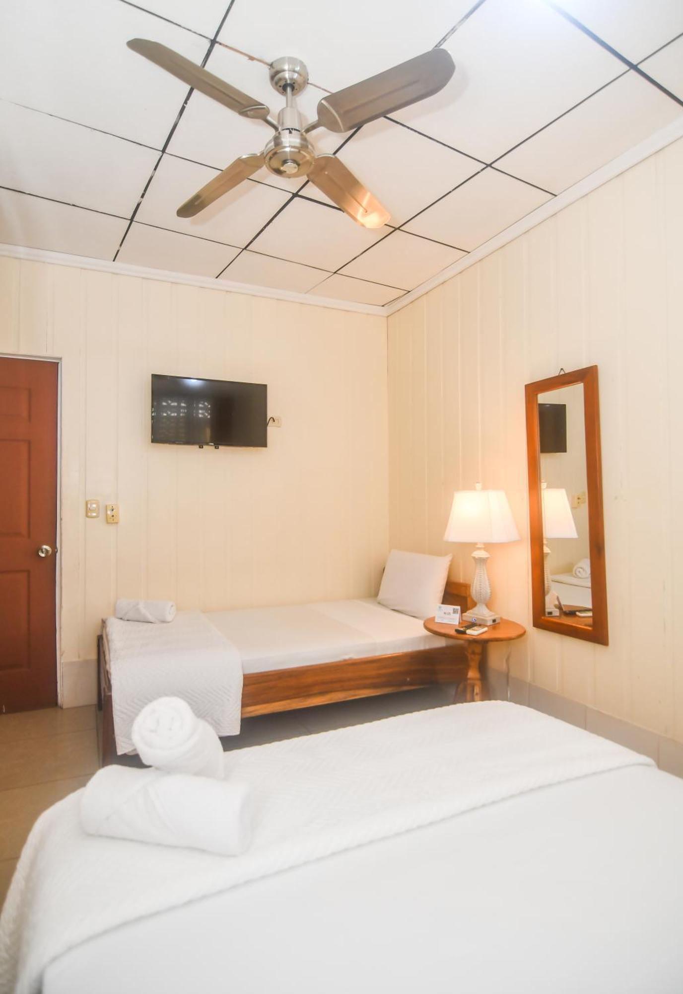 Hotel Aldea Chorotega Puntarenas Kültér fotó